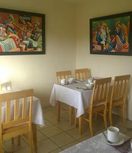 Mulberry Bed & Breakfast 3*