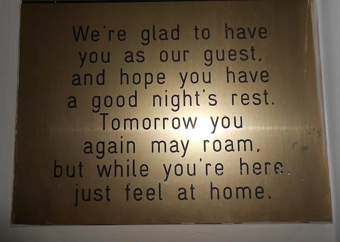 Mulberry Bed & Breakfast 3*